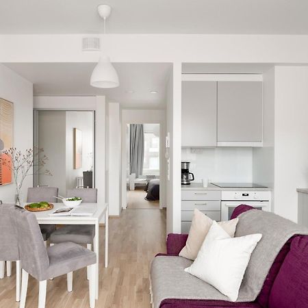 2Br Design Home 400 M From Train Station Tikkurila Vantaa Eksteriør billede